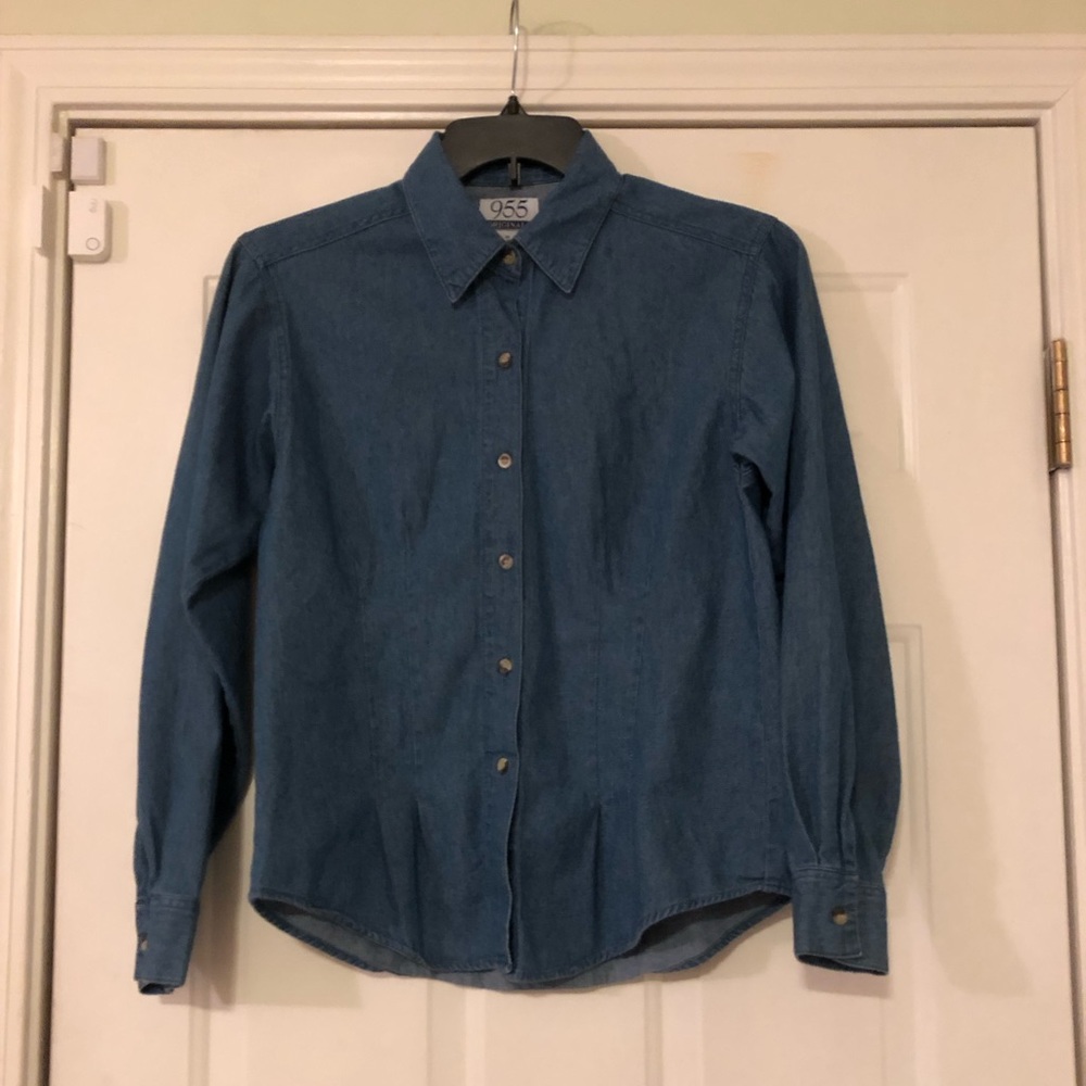 955 - Blue Jean Long Sleeve Shirt - Size Md